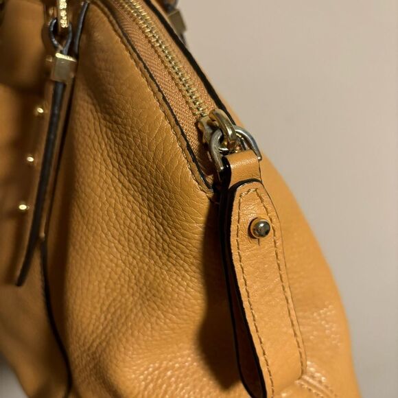 MICHAEL KORS Bowery Large Leather Shoulder Bag Tan Caramel Crossbody Strap - Picture 9 of 13